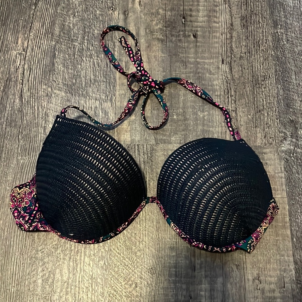 Bikini top